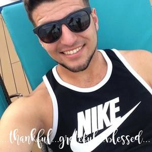 Meet your Posher, Trey